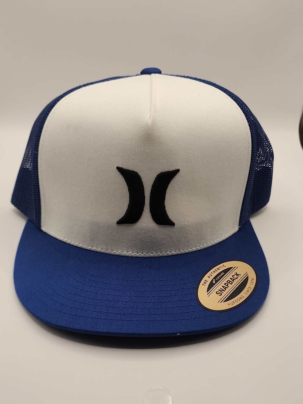 Hurley White Front Blue Bill Mesh Snapback Hat